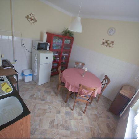 Estike Apartment Balatonlelle Bagian luar foto